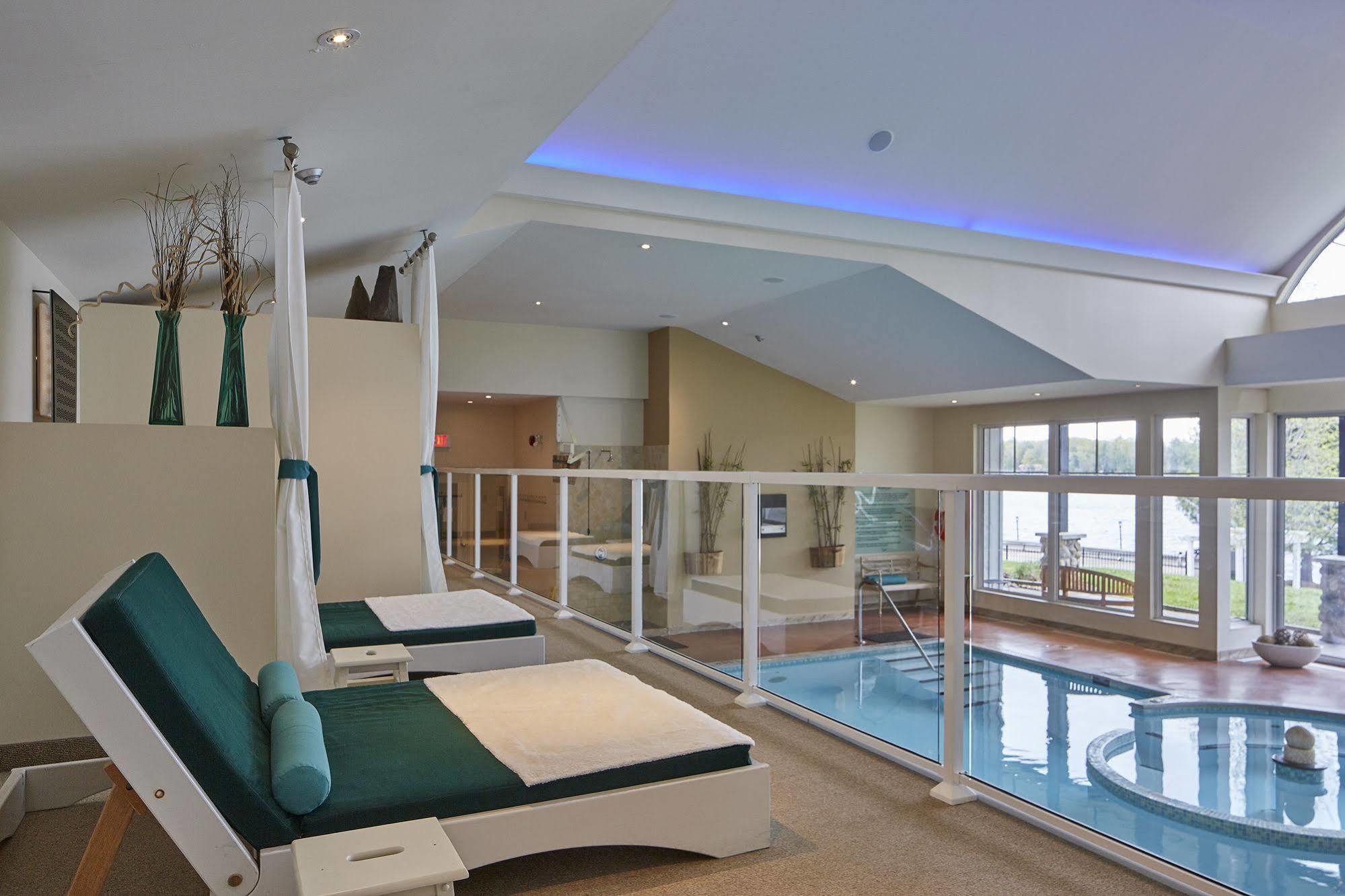 Sir Sam'S Inn & Spa (Adults Only) Haliburton Exterior foto
