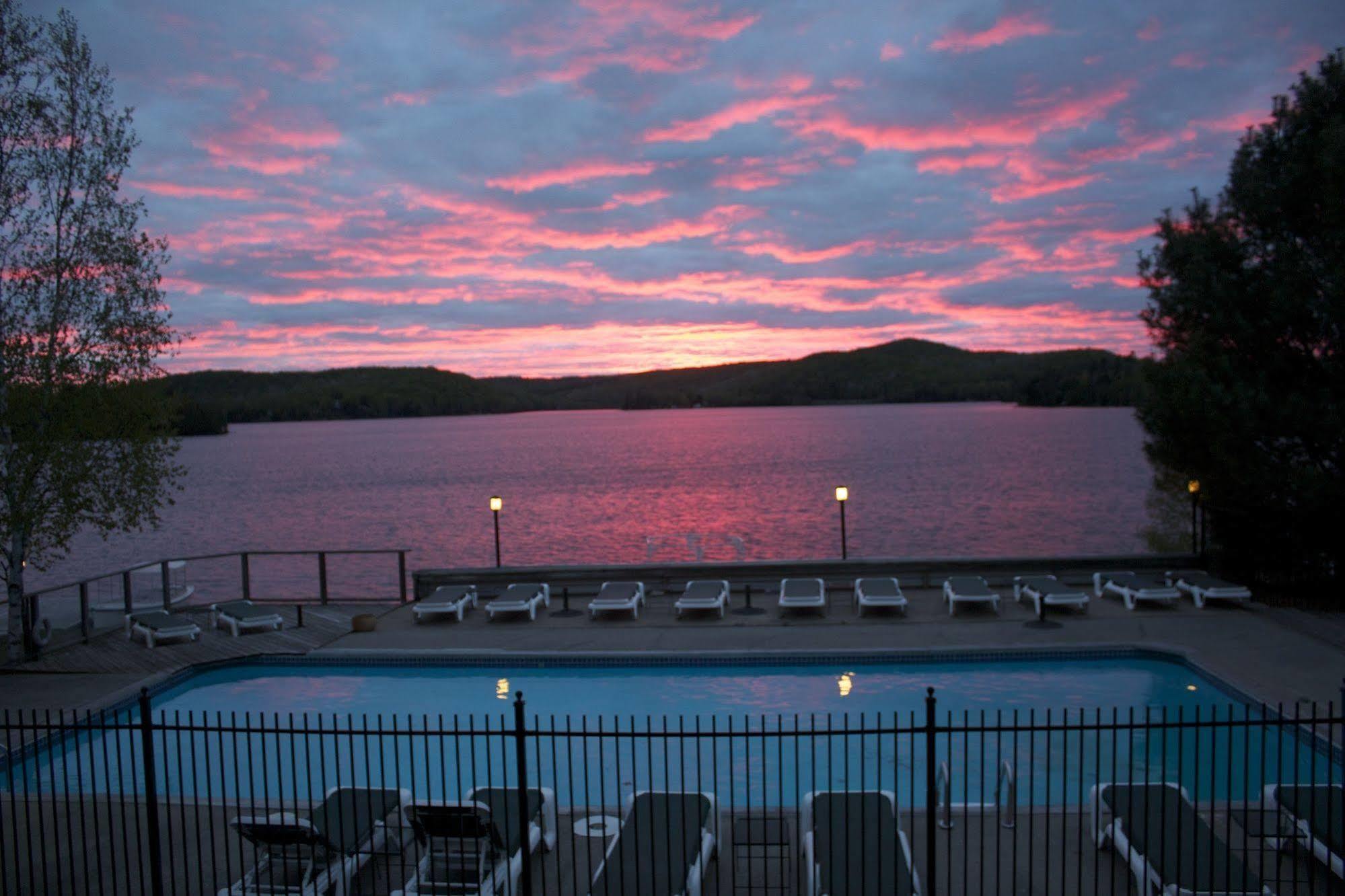 Sir Sam'S Inn & Spa (Adults Only) Haliburton Exterior foto