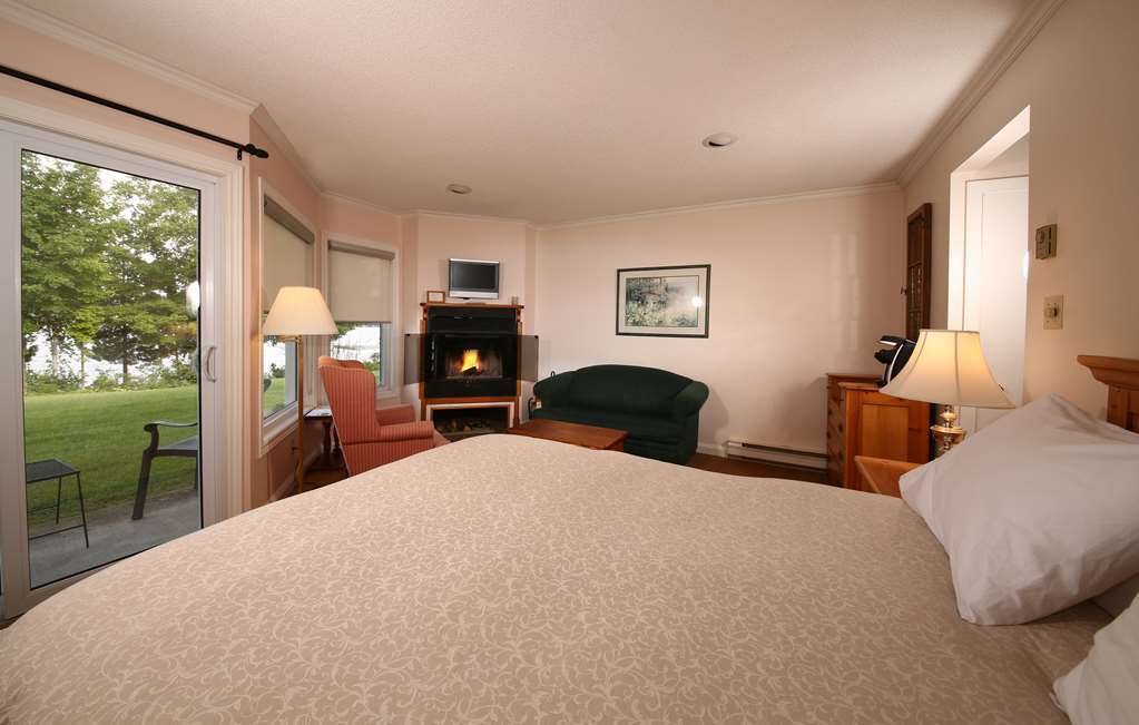Sir Sam'S Inn & Spa (Adults Only) Haliburton Quarto foto